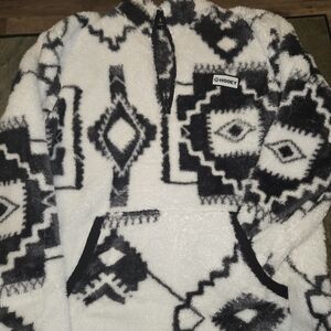 Hooey Women's Geometric Black and White Sweater